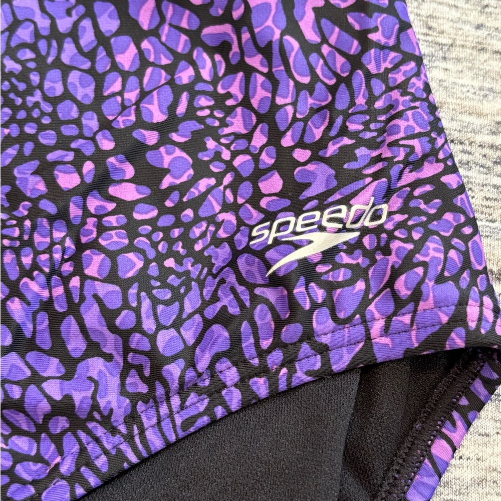 Speedo Women’s One Piece Swimsuit Medium - Picture 2 of 5